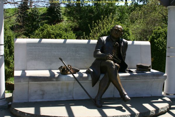 Statue of George Mason