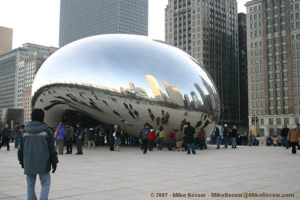 The Cloud Gate sculpture, aka the Chicago Bean at Millennium Park