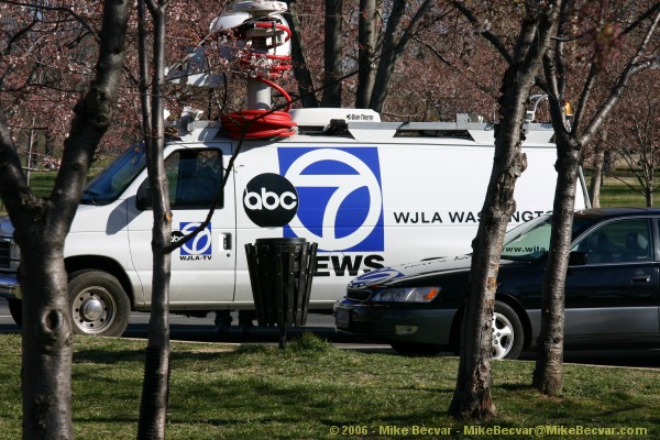 ABC 7 News van