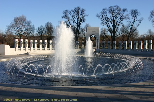 Fountains in the center of the World War II Memorial