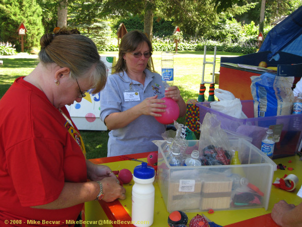 Making juggling balls