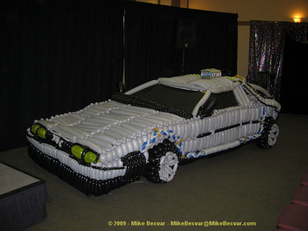 Balloon Delorean